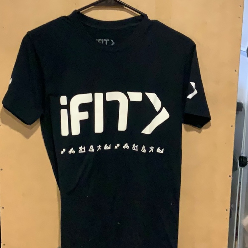 iFITy Tshirt Men’s Small